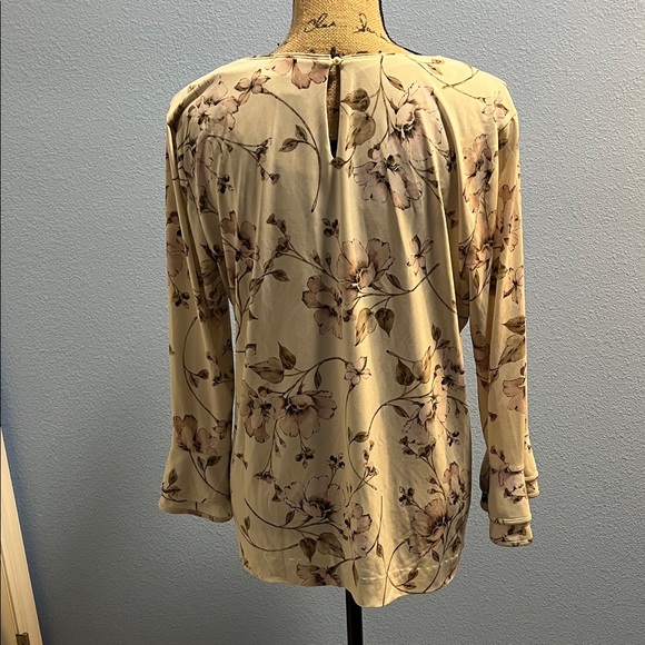 Karl Lagerfeld Beige Floral Blouse - Picture 5 of 6